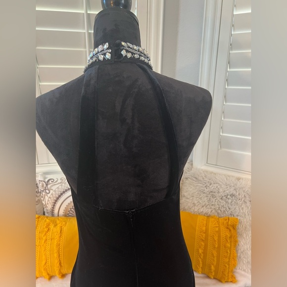 Velvet Black Halter Dress - Picture 6 of 11